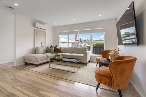 Photo of property in 36 Elliott Avenue, Bayview, Auckland, 0629