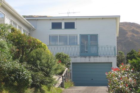 Photo of property in 4 Winston Street, Crofton Downs, Wellington, 6035