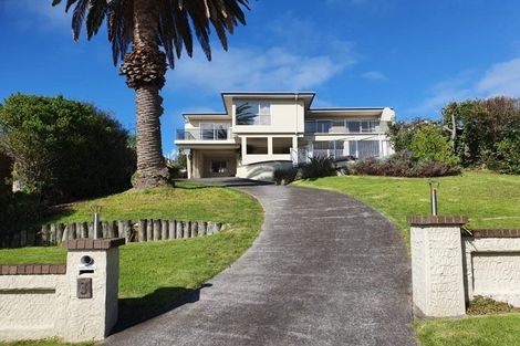 Photo of property in 3 Moera Place, Stanmore Bay, Whangaparaoa, 0932