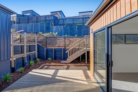 Photo of property in 5 Kopu Road, Orewa, 0931