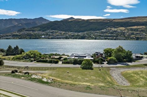 Photo of property in 3 Spring Hill Road, Kelvin Heights, Queenstown, 9300