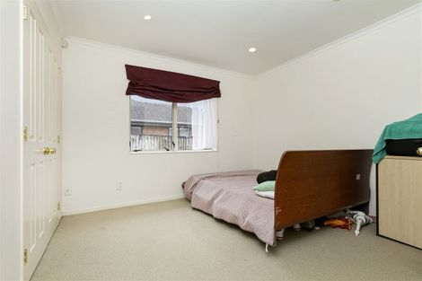 Photo of property in 79a Sturges Road, Henderson, Auckland, 0612