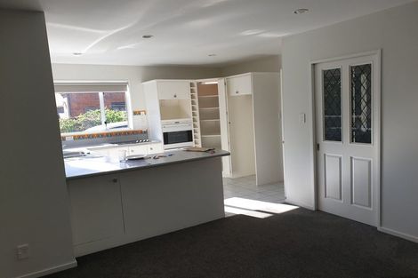 Photo of property in 1/8 Wardour Mews, Avonhead, Christchurch, 8042