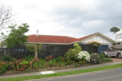 Photo of property in 21 Margaret Drive, Omokoroa, 3114