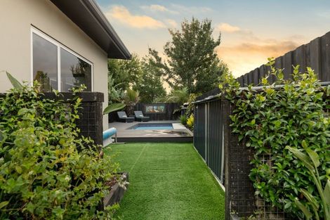 Photo of property in 8 Caldera Close, Pyes Pa, Tauranga, 3112