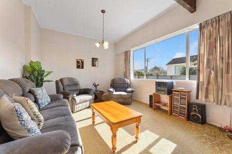 Photo of property in 20 Ormond Street, Woodville, 4920