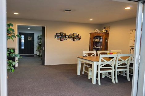 Photo of property in 1 Graycliffe Street, Halswell, Christchurch, 8025