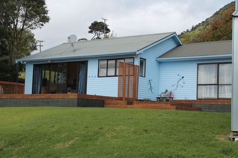 Photo of property in 10 Reotahi Road, Whangarei Heads, Whangarei, 0174