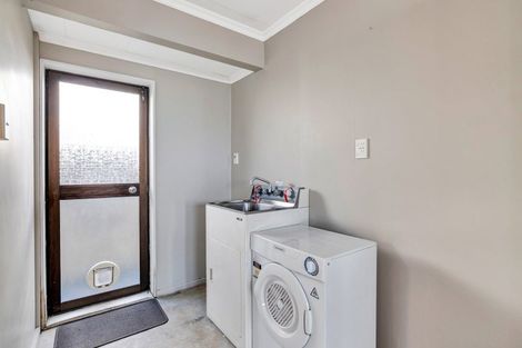 Photo of property in 1/17 Roy Terrace, Moturoa, New Plymouth, 4310