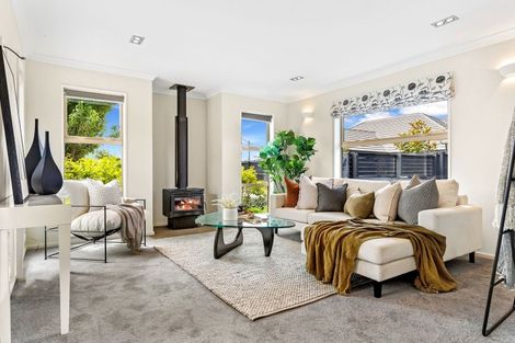 Photo of property in 14 Shadbolt Lane, Rolleston, 7614