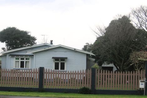 Photo of property in 26 Opaheke Road, Papakura, 2110