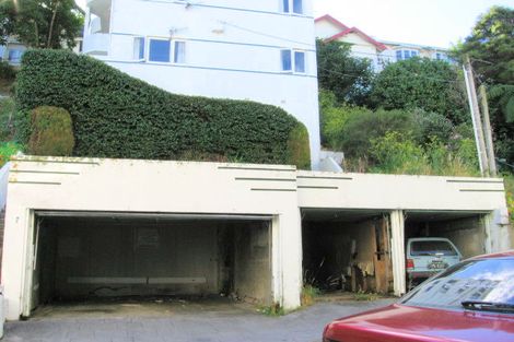 Photo of property in Ambassador Flats, 7 Maurice Terrace, Te Aro, Wellington, 6011