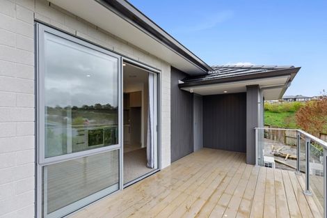 Photo of property in 30 Kiritiana Close, Pyes Pa, Tauranga, 3112