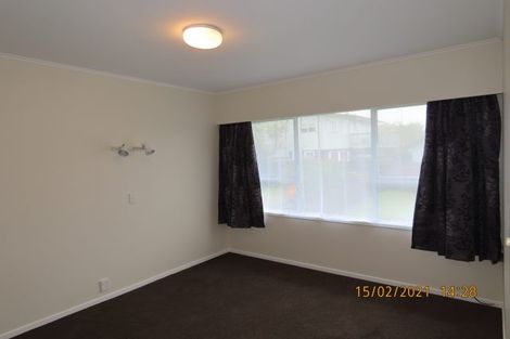 Photo of property in 8 Bodi Place, Te Atatu South, Auckland, 0610