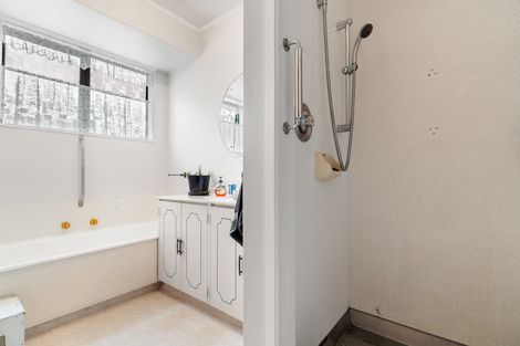 Photo of property in 32 Lowes Place, Solway, Masterton, 5810