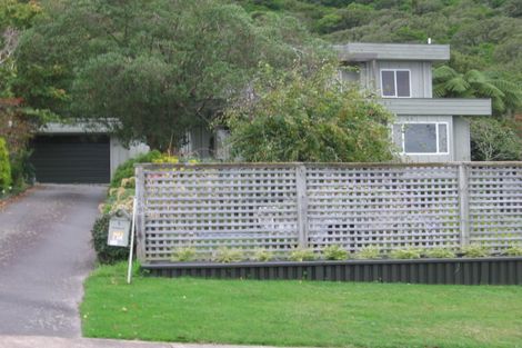Photo of property in 5 Tui Crescent, Waikanae, 5036