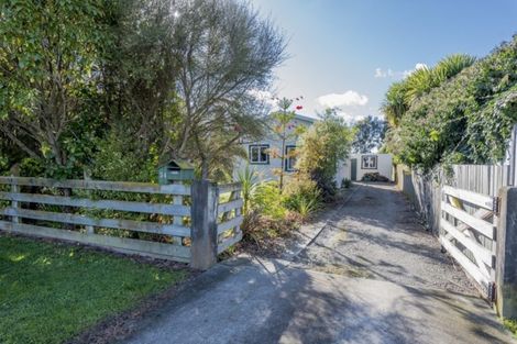 Photo of property in 34 Kirk Street, Otaki, 5512