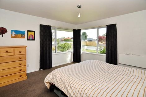 Photo of property in 17 Bainton Street, Bishopdale, Christchurch, 8053