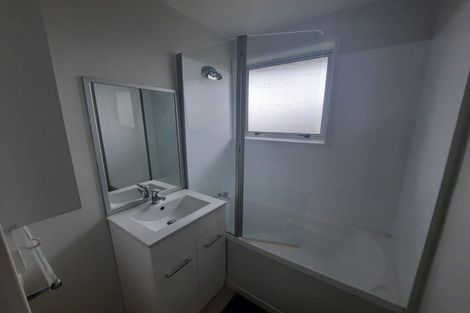 Photo of property in 11/90 Kenderdine Road, Papatoetoe, Auckland, 2025