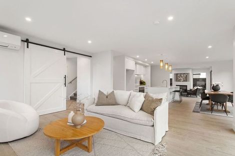 Photo of property in 17b Kirkwood Avenue, Upper Riccarton, Christchurch, 8041