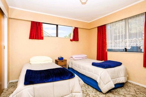 Photo of property in 17 Trafalgar Street, Dannevirke, 4930