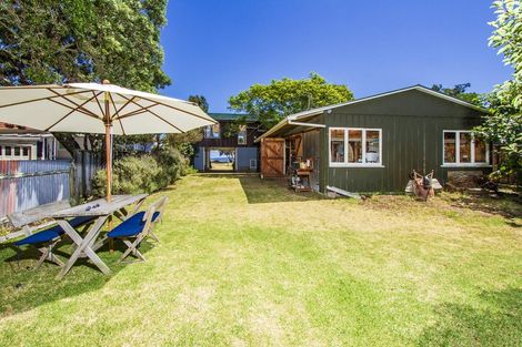 Photo of property in 45 The Esplanade, Manly, Whangaparaoa, 0930