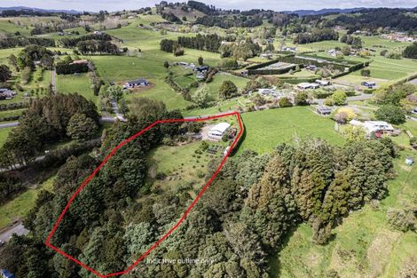 Photo of property in 65 Main Road, Kauri, Kamo, 0185