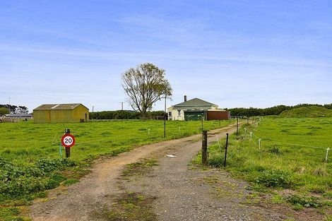 Photo of property in 41 County Drive, Hawera, 4610