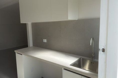 Photo of property in 21 Mayfair Crescent, Mairangi Bay, Auckland, 0630
