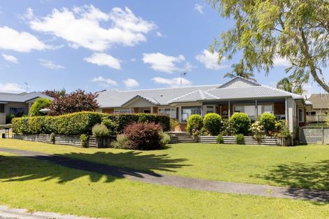 Photo of property in 30 Buckingham Place, Bethlehem, Tauranga, 3110