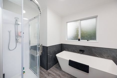 Photo of property in 12 Capri Place, Awapuni, Palmerston North, 4412