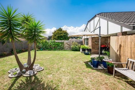 Photo of property in 52 Campion Road, Waikanae Beach, Waikanae, 5036