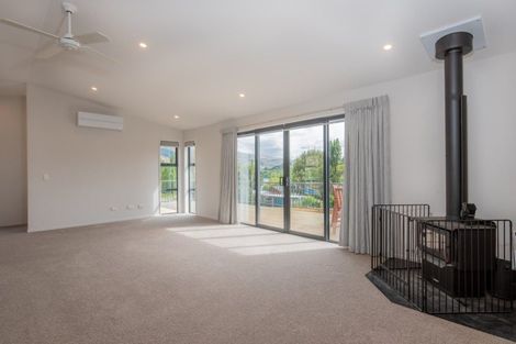 Photo of property in 4 Selkirk Street, Roxburgh, 9500