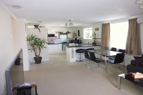 Photo of property in 1/1030 High Street, Avalon, Lower Hutt, 5011