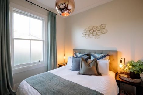 Photo of property in 122 Victoria Street, Cambridge, 3434