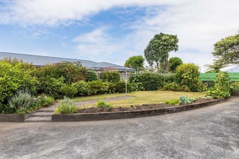Photo of property in 7 Waimea Street, Westown, New Plymouth, 4310