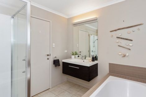 Photo of property in 6b Orkney Road, Mount Maunganui, 3116