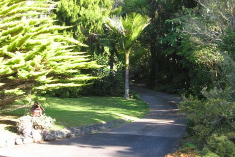 Photo of property in 218 Konini Road, Titirangi, Auckland, 0604