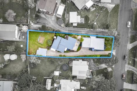 Photo of property in 53 Elliston Crescent, Stanmore Bay, Whangaparaoa, 0932