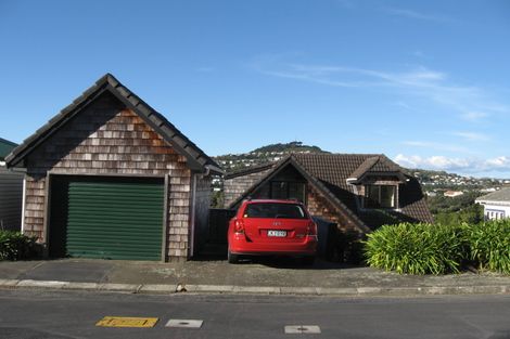 Photo of property in 30 Homewood Crescent, Karori, Wellington, 6012