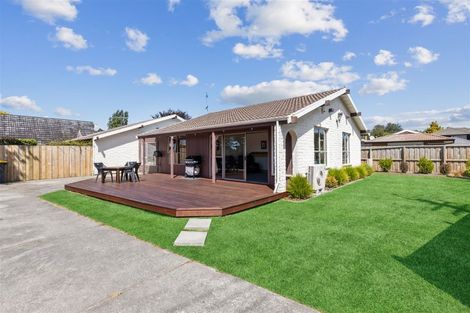 Photo of property in 112a Withells Road, Avonhead, Christchurch, 8042
