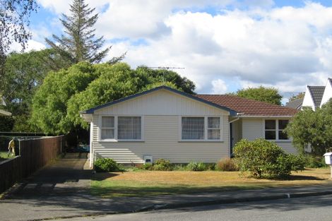 Photo of property in 50 Holdsworth Avenue, Trentham, Upper Hutt, 5018