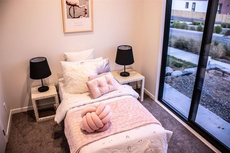 Photo of property in 16 Taiororua Avenue, Massey, Auckland, 0614