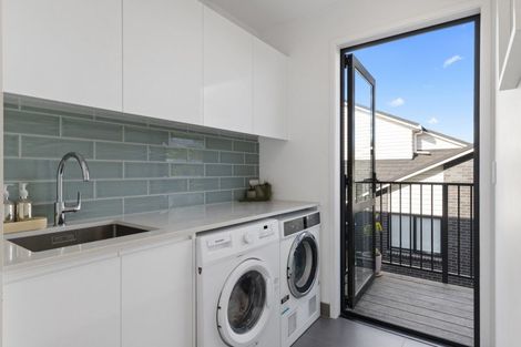 Photo of property in 3 Paddock Lane, Pukekohe, 2120