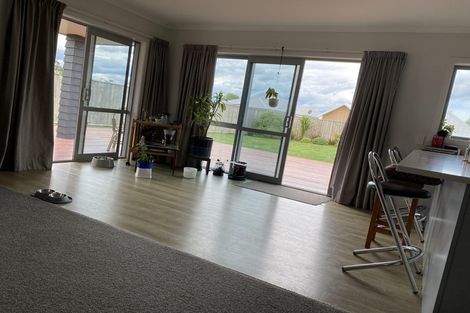 Photo of property in 36 Gimson Street, Solway, Masterton, 5810