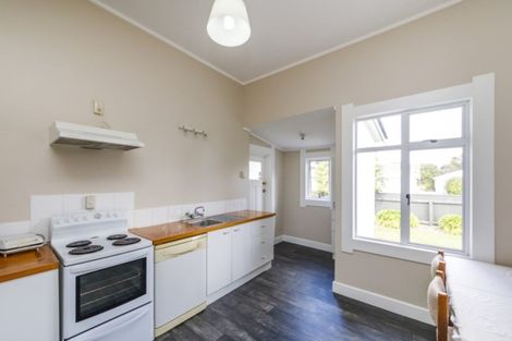 Photo of property in 1 Ngaio Street, West End, Palmerston North, 4412
