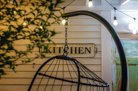 Photo of property in 98 Hill Road, The Gardens, Auckland, 2105