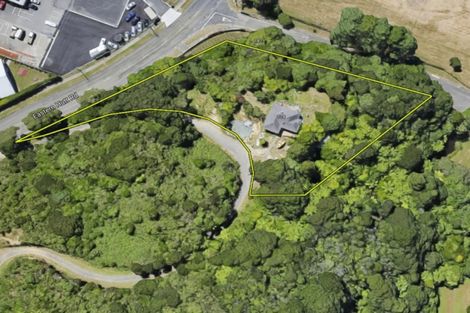 Photo of property in 182 Eastern Hutt Road, Taita, Lower Hutt, 5019