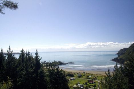 Photo of property in 14 Bolton Place, Hicks Bay, Tikitiki, 4087