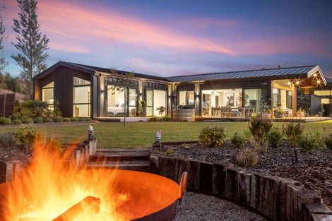 Photo of property in 87 Black Peak Road, Wanaka, 9382